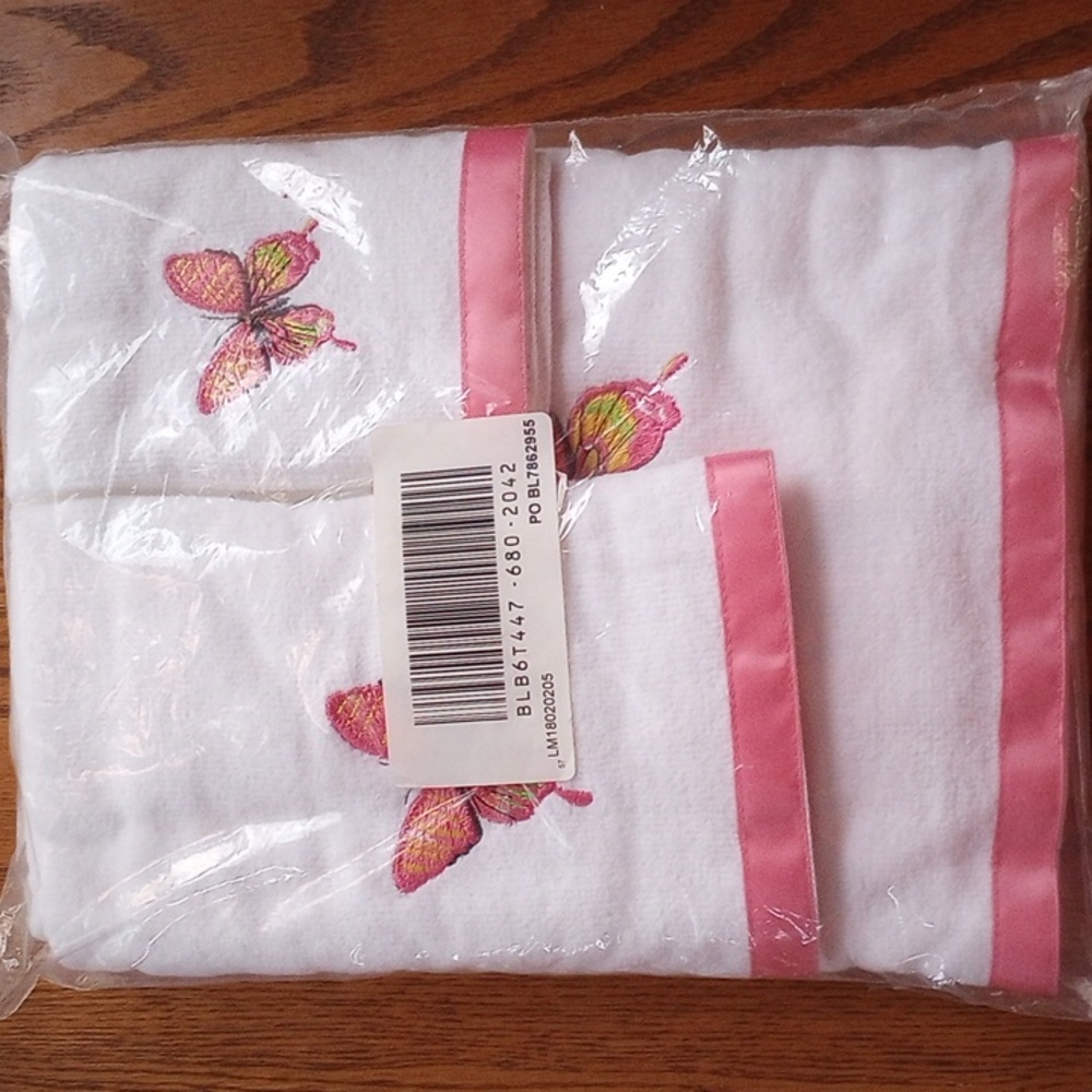 Butterfly embroidered new white towel set pink trim Blair still in pack set of 3